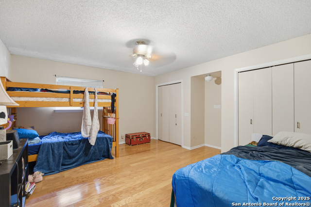 Image 22 of 47 For 11722 Raindrop