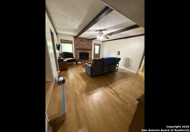 Image 31 of 47 For 11722 Raindrop