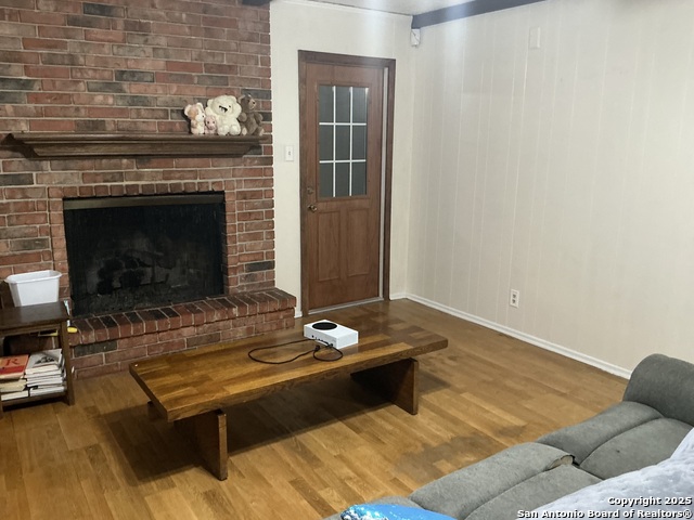 Image 34 of 47 For 11722 Raindrop