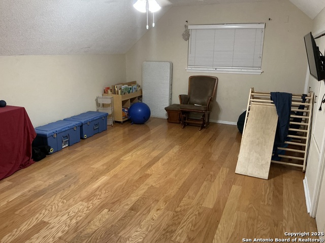 Image 44 of 47 For 11722 Raindrop