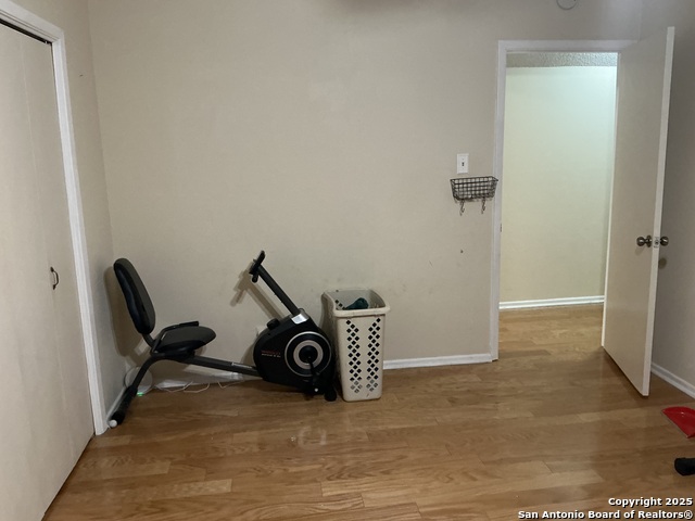 Image 46 of 47 For 11722 Raindrop