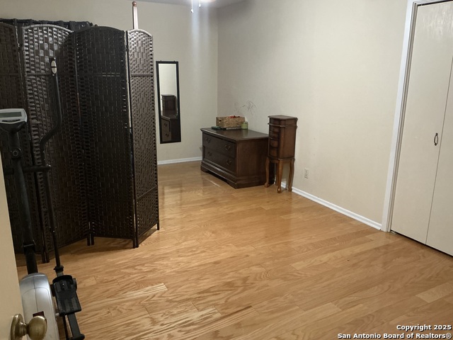 Image 47 of 47 For 11722 Raindrop