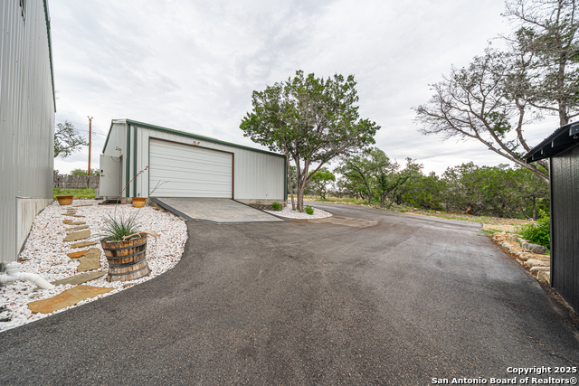 Image 35 of 40 For 247 Betty