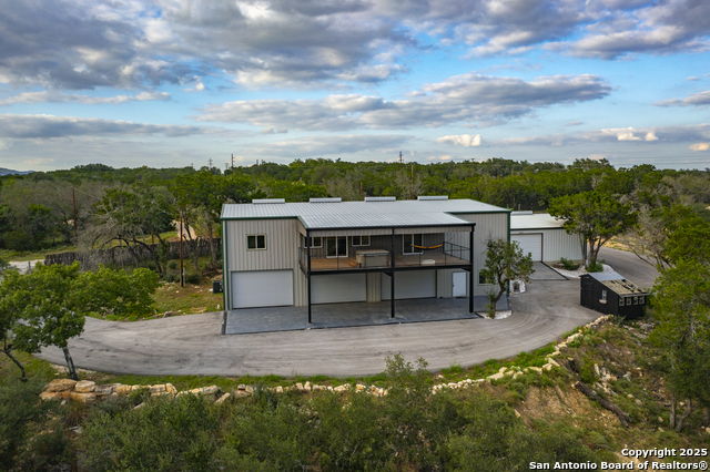 Image 4 of 40 For 247 Betty