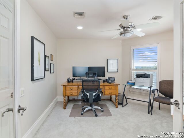 Image 23 of 42 For 31 Stratton  