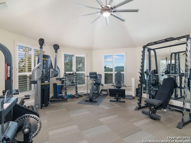 Image 27 of 42 For 31 Stratton  