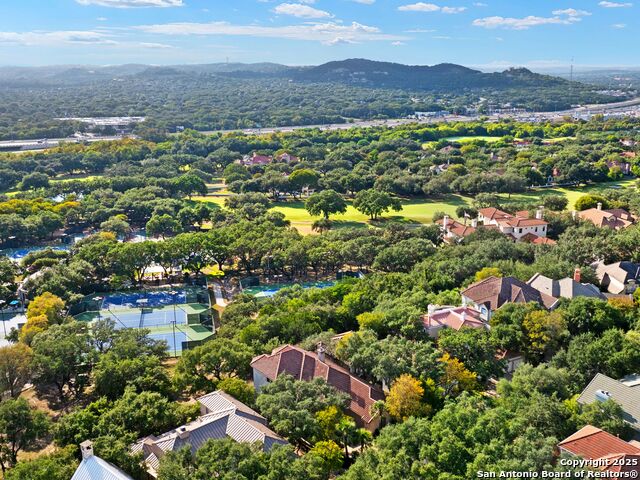 Image 41 of 42 For 31 Stratton  