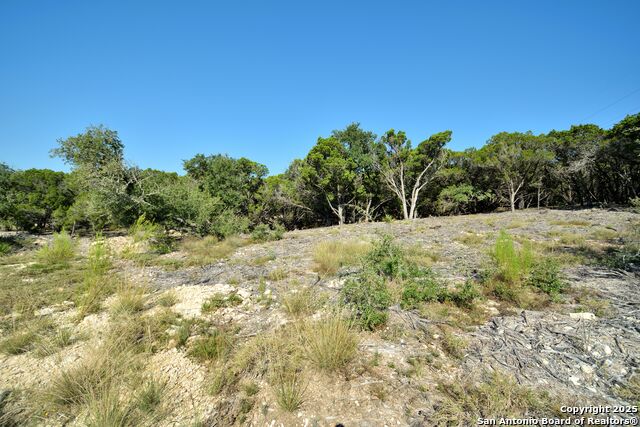 Listing photo id 19 for 000 Private Road 1708 W