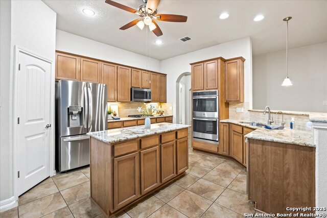 Image 12 of 44 For 1535 Pimpernel