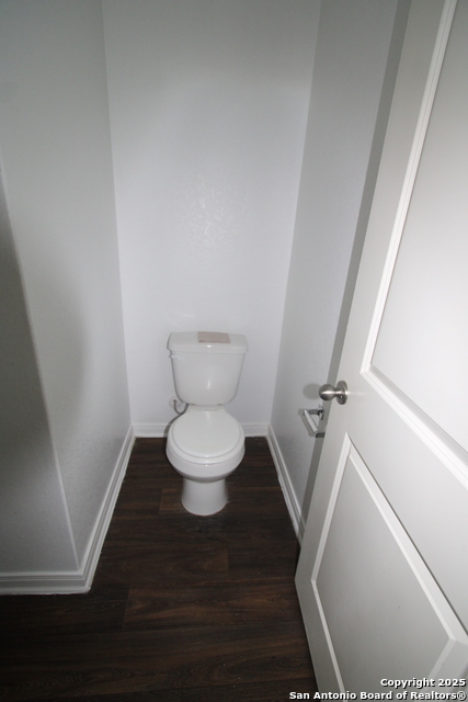 Image 15 of 18 For 6135 Lakefront