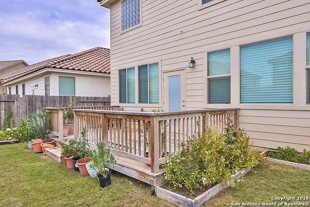 Image 20 of 22 For 18011 Muir Glen