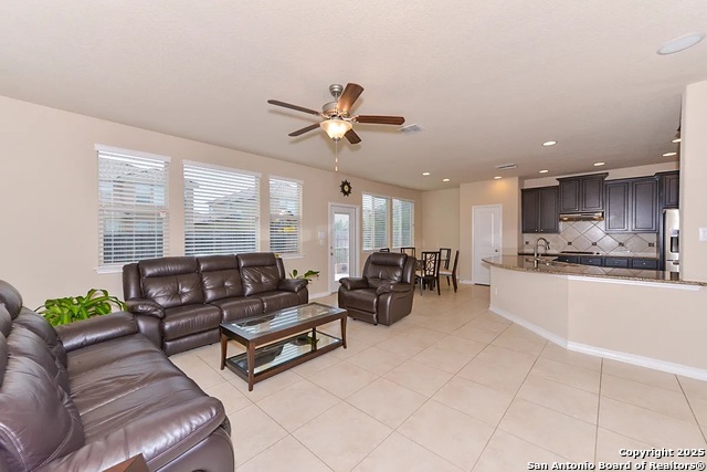 Image 8 of 22 For 18011 Muir Glen