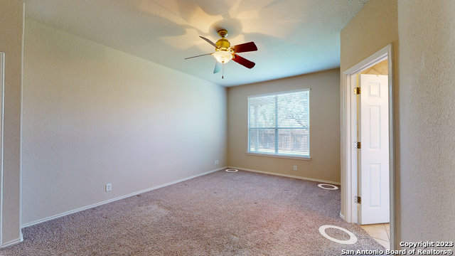 Image 30 of 40 For 2617 Crusader