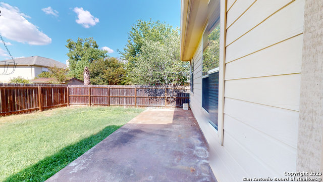 Image 37 of 40 For 2617 Crusader