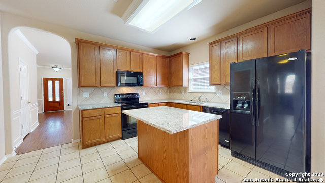 Image 9 of 40 For 2617 Crusader