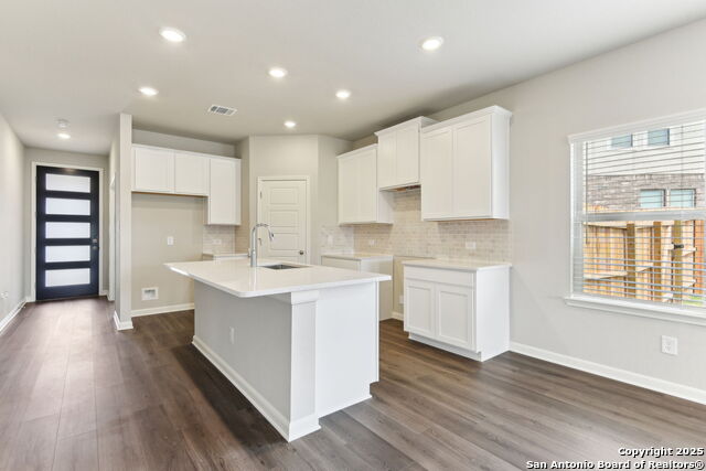 Listing photo id 19 for 4516 Appaloosa Crest