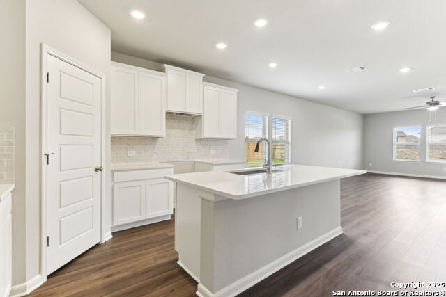 Listing photo id 20 for 4516 Appaloosa Crest