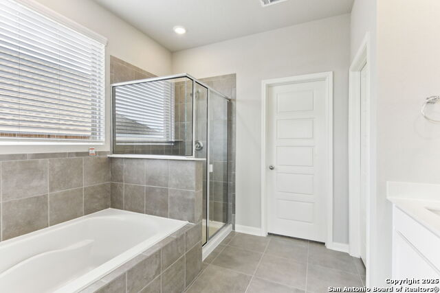 Listing photo id 48 for 4516 Appaloosa Crest