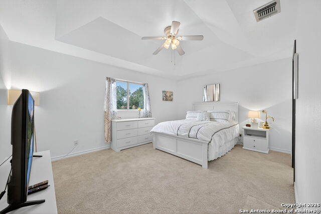 Image 32 of 40 For 15662 Robin Ridge