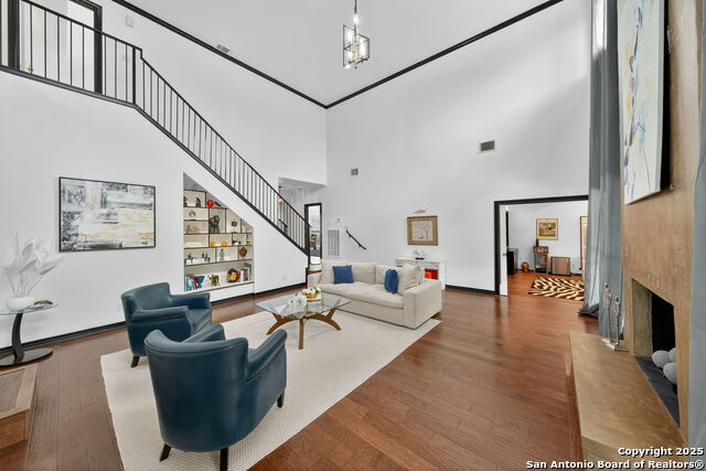 Image 9 of 40 For 15662 Robin Ridge