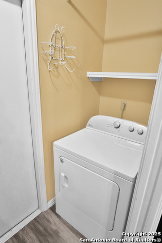 Image 11 of 30 For 5851 Spring Crossing