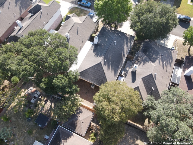 Image 28 of 30 For 5851 Spring Crossing