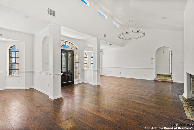 Image 22 of 50 For 715 Sunrise Trail