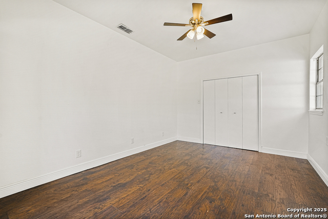 Image 39 of 50 For 715 Sunrise Trail