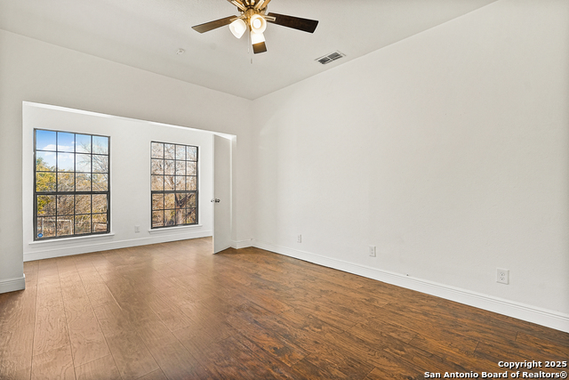 Image 40 of 50 For 715 Sunrise Trail