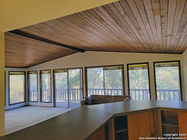 Listing photo id 16 for 14335 Turtle Rock