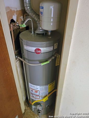 Listing photo id 19 for 14335 Turtle Rock