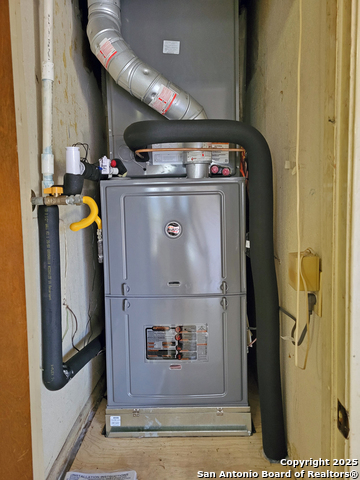 Listing photo id 20 for 14335 Turtle Rock