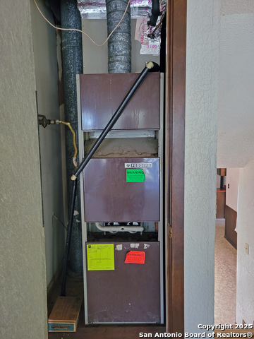 Listing photo id 22 for 14335 Turtle Rock