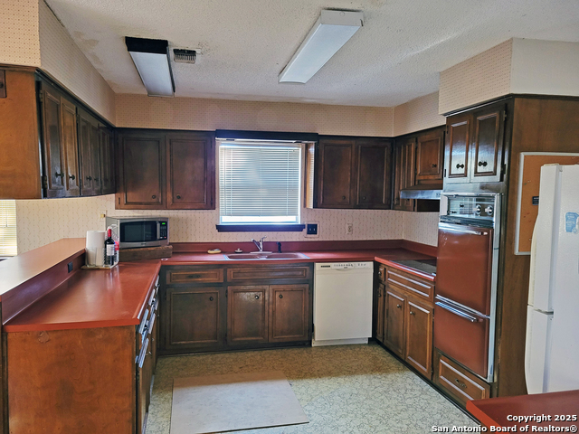 Listing photo id 4 for 14335 Turtle Rock