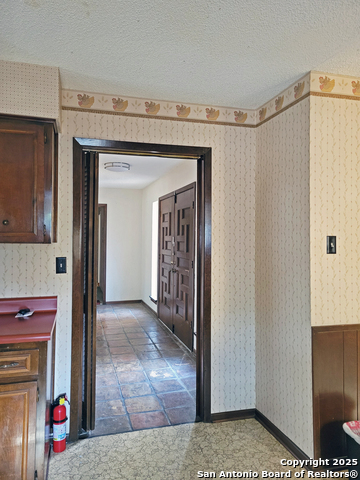 Listing photo id 6 for 14335 Turtle Rock