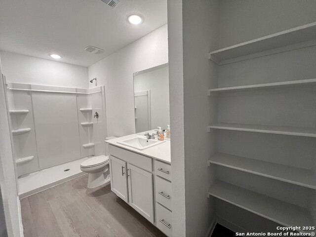 Image 11 of 23 For 3726 Glade Crk