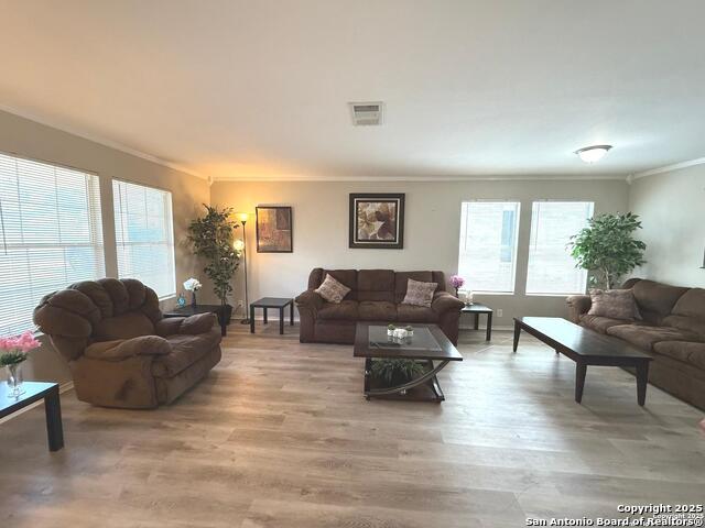 Image 4 of 28 For 251 Birchwood Bay