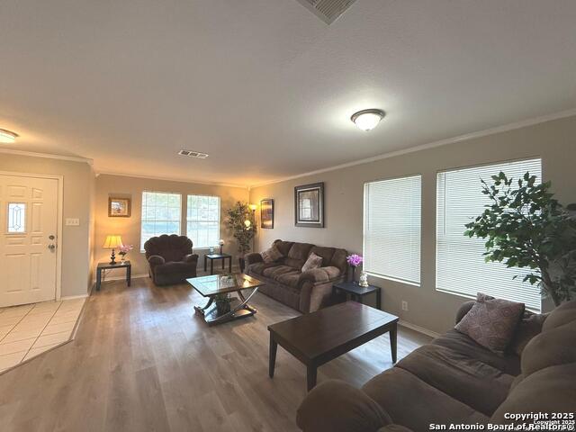 Image 5 of 28 For 251 Birchwood Bay