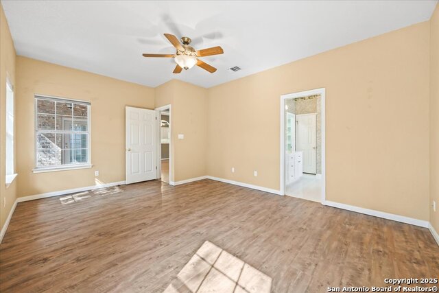 Listing photo id 18 for 2761 Morning Moon