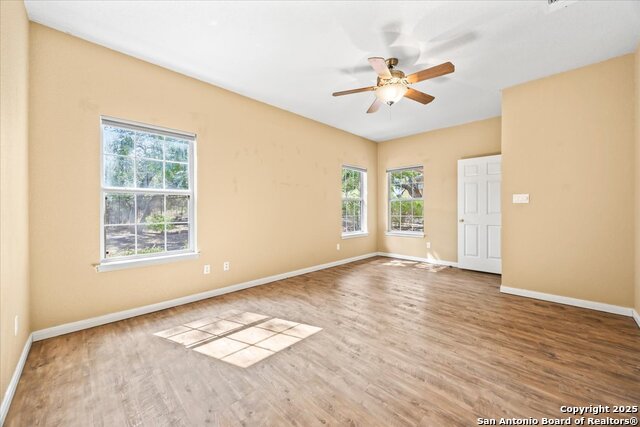 Listing photo id 19 for 2761 Morning Moon