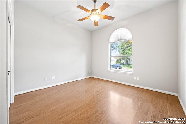 Listing photo id 23 for 2761 Morning Moon