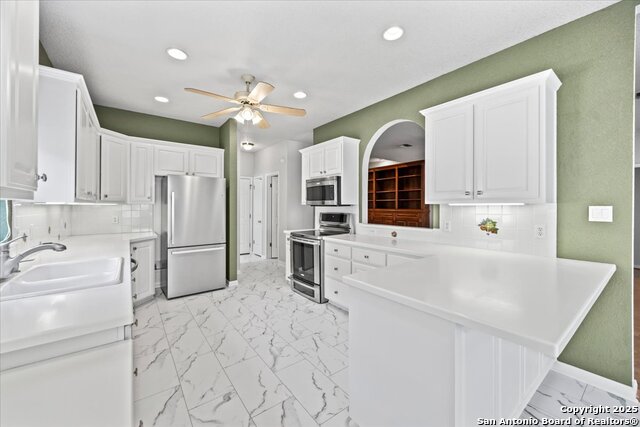 Listing photo id 1 for 2761 Morning Moon