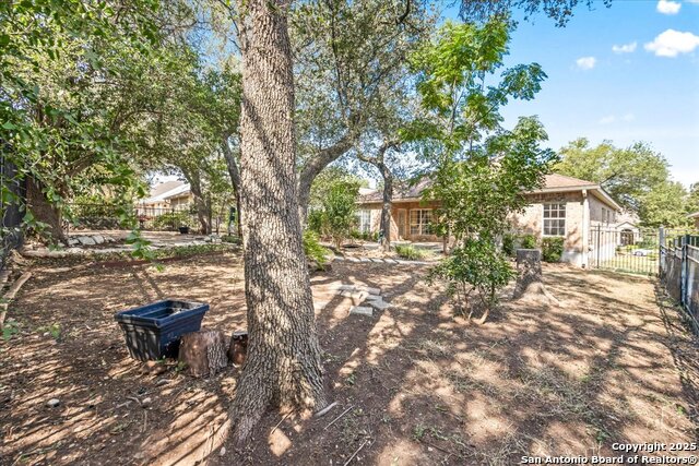 Listing photo id 28 for 2761 Morning Moon