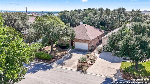 Listing photo id 32 for 2761 Morning Moon