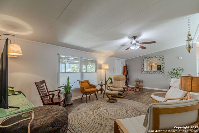 Image 14 of 69 For 384 Placid Cove