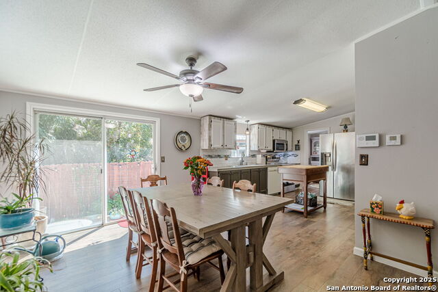 Image 16 of 69 For 384 Placid Cove