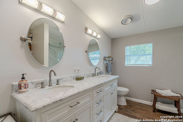 Image 31 of 69 For 384 Placid Cove