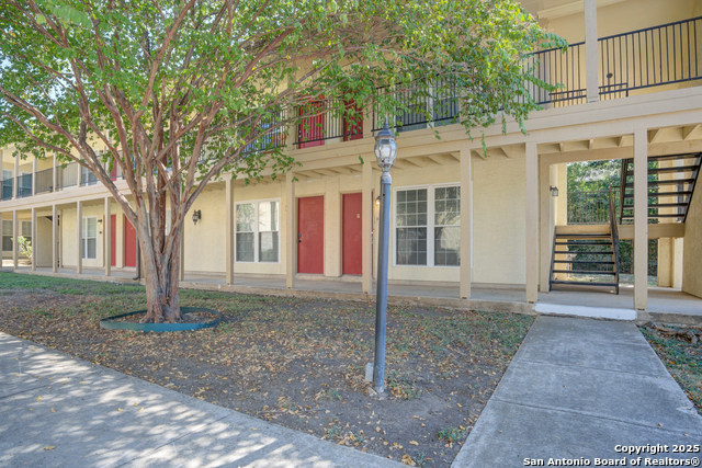 Details for 8702 Village Bldg 8 - 8, San Antonio, TX 78217