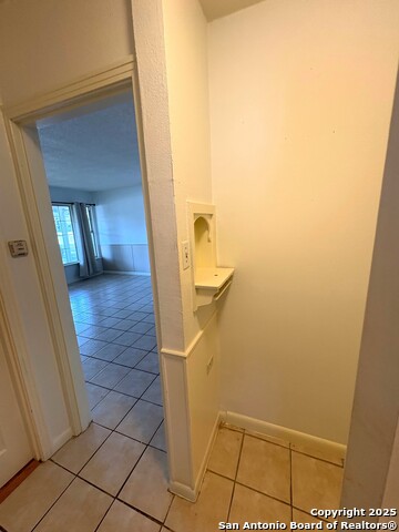Listing photo id 4 for 703 El Monte Blvd