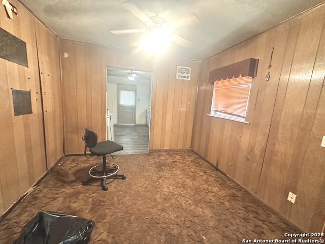 Listing photo id 10 for 370 Sterling